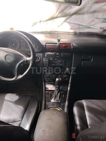 Mercedes  2005, 149,000 km - 2.6 l - Cəlilabad