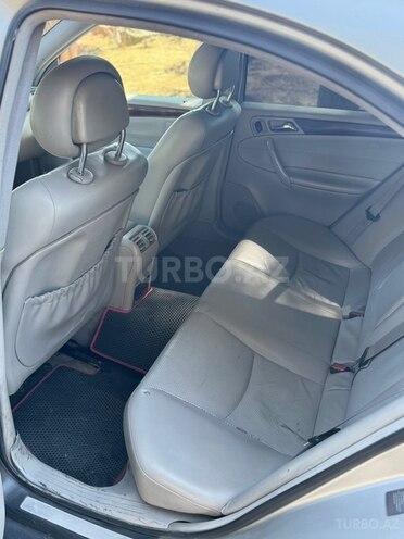 Mercedes C 240 2001, 410,000 km - 2.6 л - Bakı