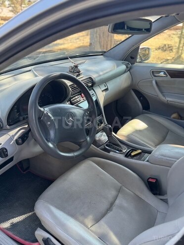 Mercedes C 240 2001, 410,000 km - 2.6 л - Bakı