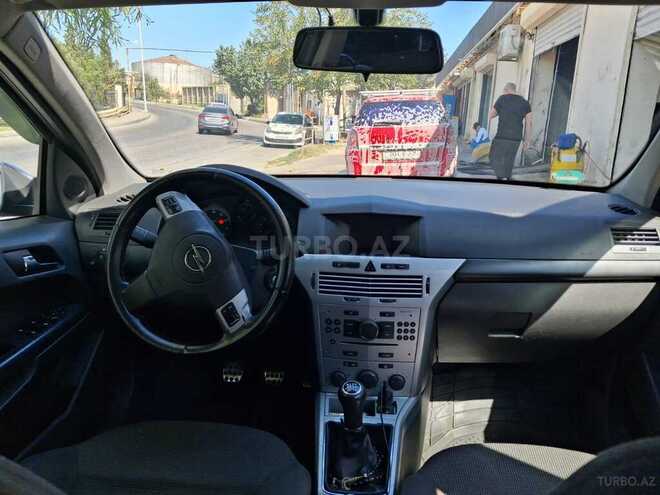 Opel Astra 2009, 220,000 km - 1.4 л - Bakı