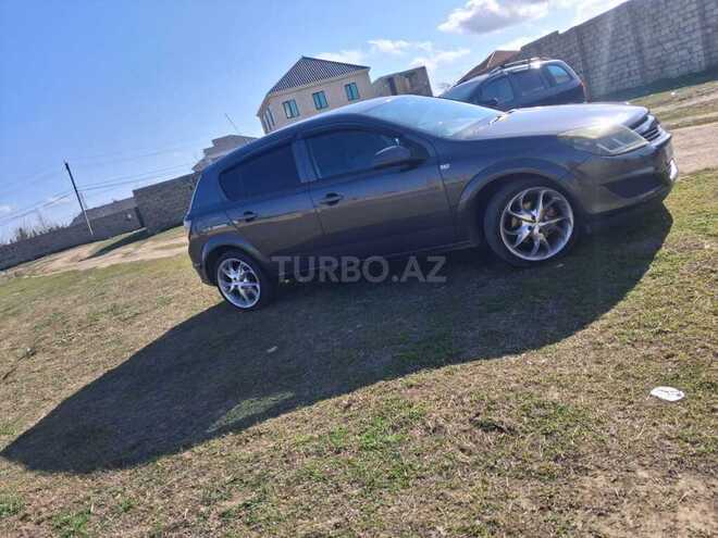 Opel Astra 2009, 220,000 km - 1.4 л - Bakı