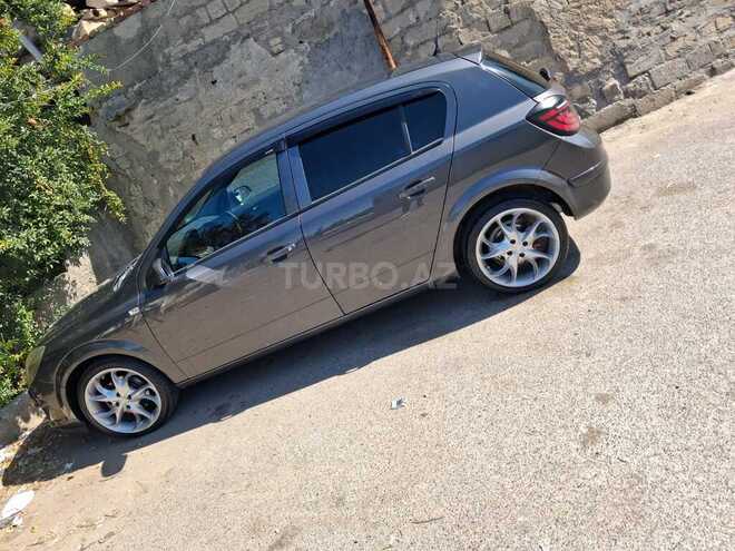 Opel Astra 2009, 220,000 km - 1.4 л - Bakı
