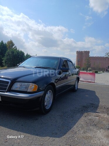 Mercedes C 230 1999, 420,000 km - 2.3 l - Şəki