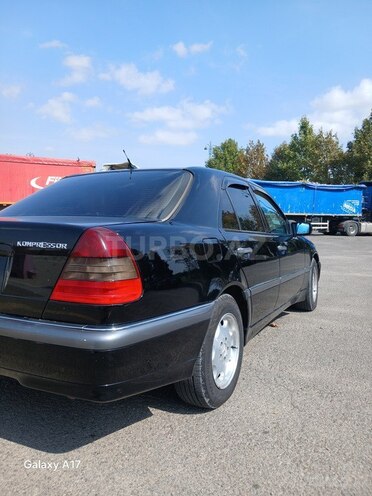 Mercedes C 230 1999, 420,000 km - 2.3 l - Şəki
