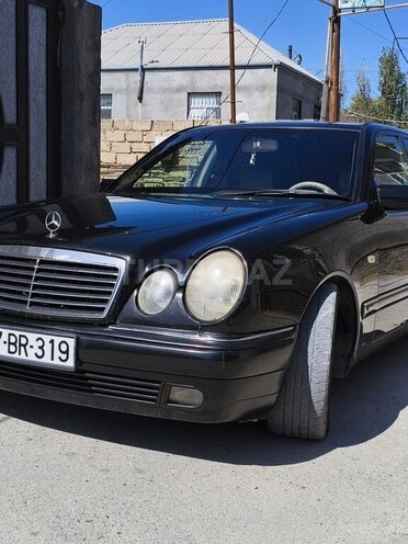 Mercedes E 280 1999, 528,000 km - 2.8 л - Bakı