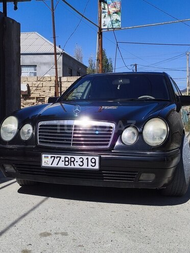 Mercedes E 280 1999, 528,000 km - 2.8 л - Bakı