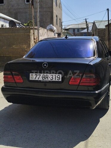 Mercedes E 280 1999, 528,000 km - 2.8 л - Bakı