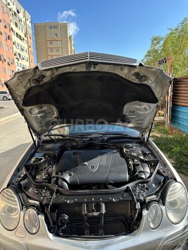 Mercedes E 220 2006, 274,774 km - 2.2 l - Bakı
