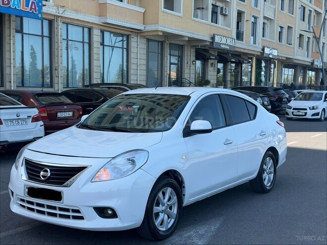 Nissan Sunny 2013, 202,421 km - 1.5 л - Bakı