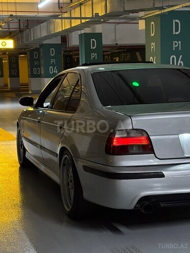 BMW 525 2001, 297,000 km - 2.5 l - Bakı