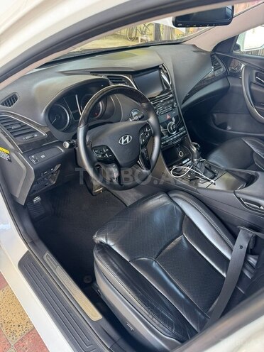Hyundai Grandeur 2015, 198,673 km - 2.2 l - Bakı