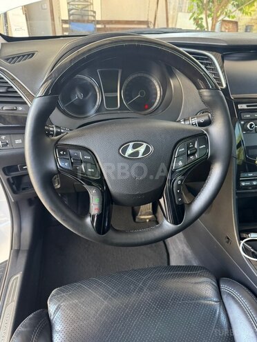 Hyundai Grandeur 2015, 198,673 km - 2.2 l - Bakı