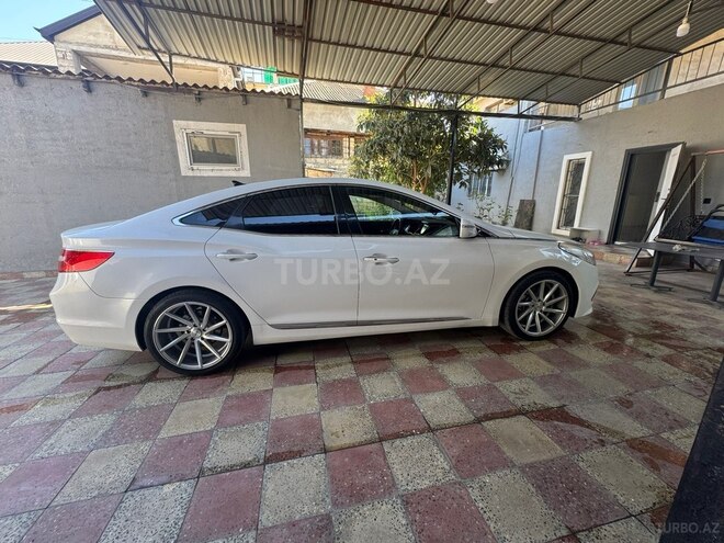 Hyundai Grandeur 2015, 198,673 km - 2.2 l - Bakı