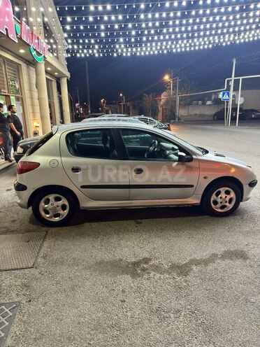 Peugeot 206 2002, 219,000 km - 1.4 l - Bakı
