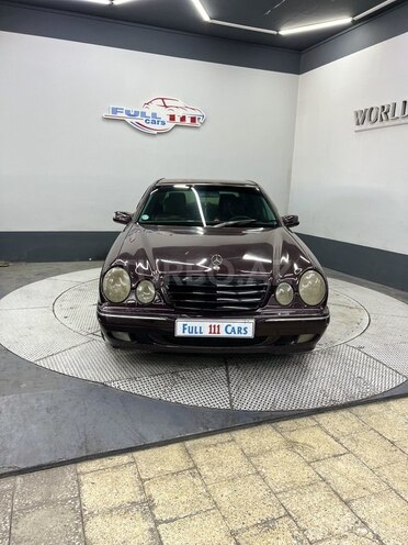 Mercedes E 220 2001, 346,111 km - 2.2 l - Sumqayıt