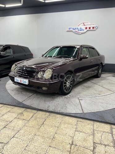 Mercedes E 220 2001, 346,111 km - 2.2 l - Sumqayıt