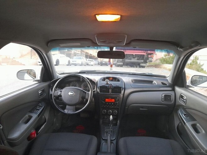 Nissan Sunny 2011, 293,000 km - 1.6 l - Bakı