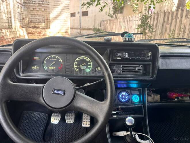 LADA (VAZ) 2107 2006, 40,000 km - 1.6 l - Qazax