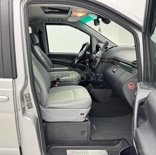 Mercedes Viano 2011, 233,600 km - 3.5 l - Bakı