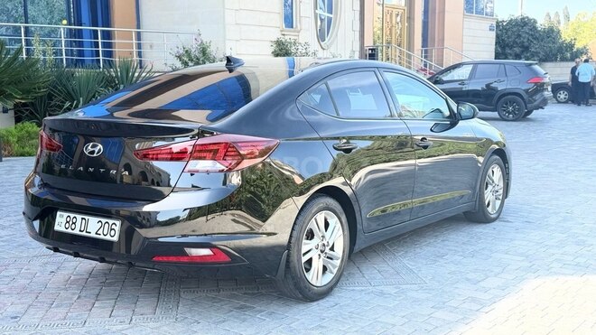 Hyundai Elantra 2020, 128,600 km - 2.0 l - Bakı