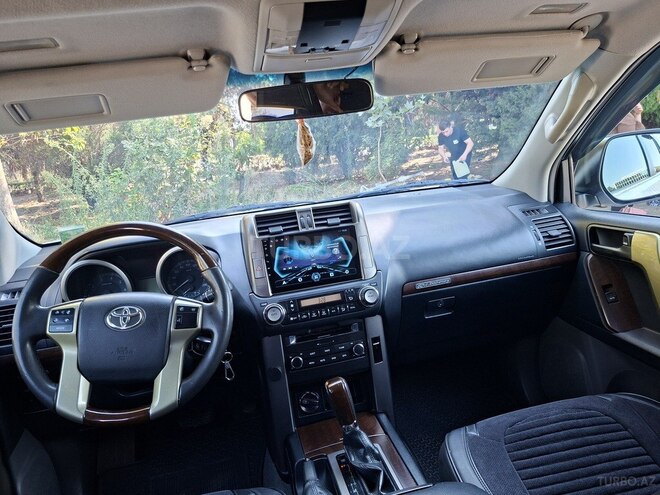 Toyota Land Cruiser Prado 2012, 220,000 km - 2.7 л - Bakı