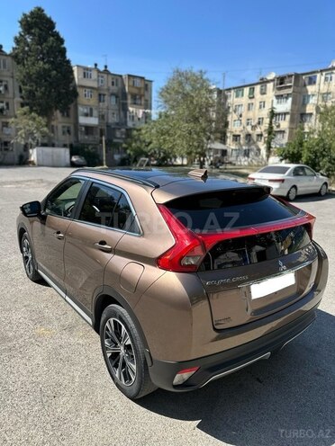 Mitsubishi Eclipse Cross 2019, 199,559 km - 1.5 л - Bakı
