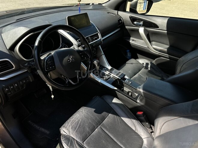 Mitsubishi Eclipse Cross 2019, 199,559 km - 1.5 л - Bakı