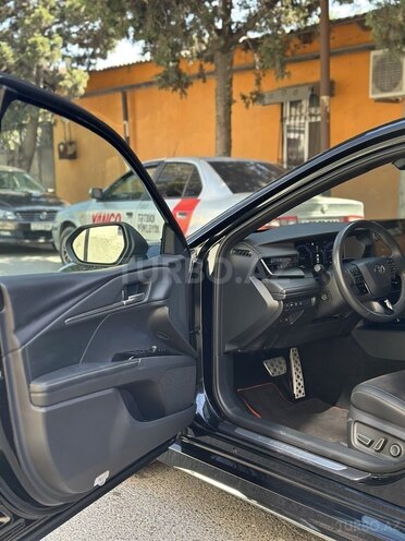 Toyota Camry 2025, 22,500 km - 2.0 l - Bakı