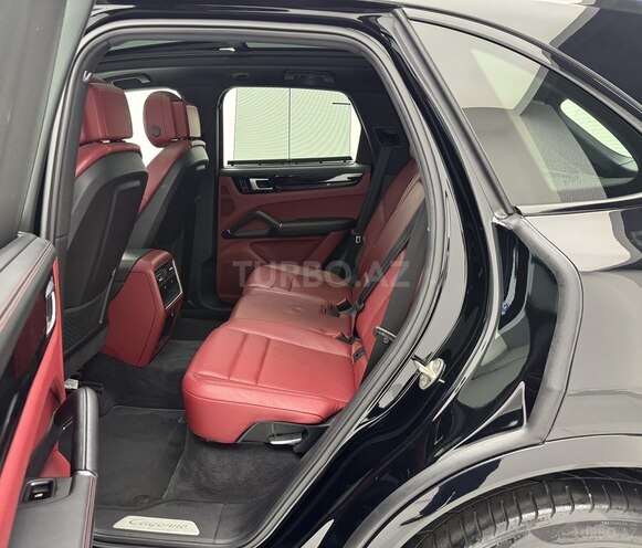 Porsche Cayenne 2020, 35,900 km - 3.0 l - Bakı