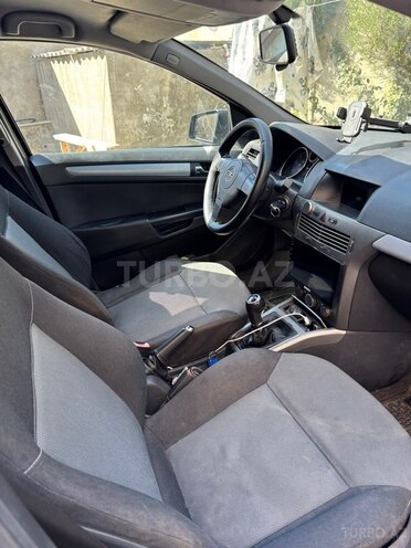 Opel Astra 2006, 280,000 km - 1.3 l - Bakı