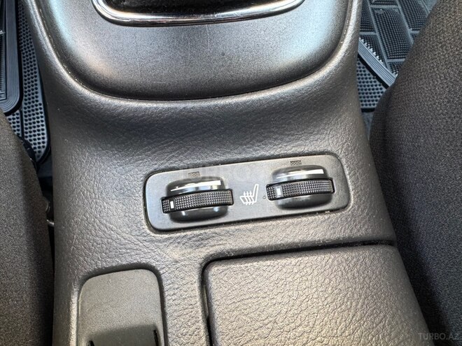 Toyota Avensis 2005, 374,000 km - 2.0 l - Yevlax