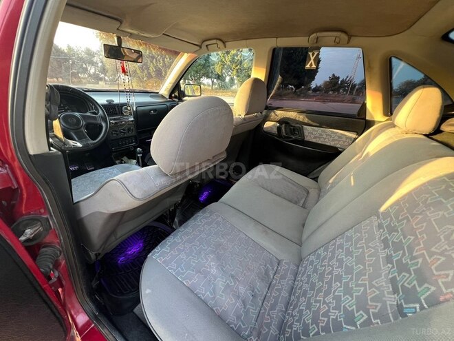 Volkswagen Polo 1995, 330,000 km - 1.6 l - Sumqayıt