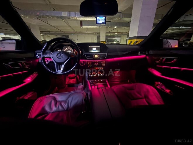 Mercedes E 220 2015, 233,300 km - 2.1 l - Bakı