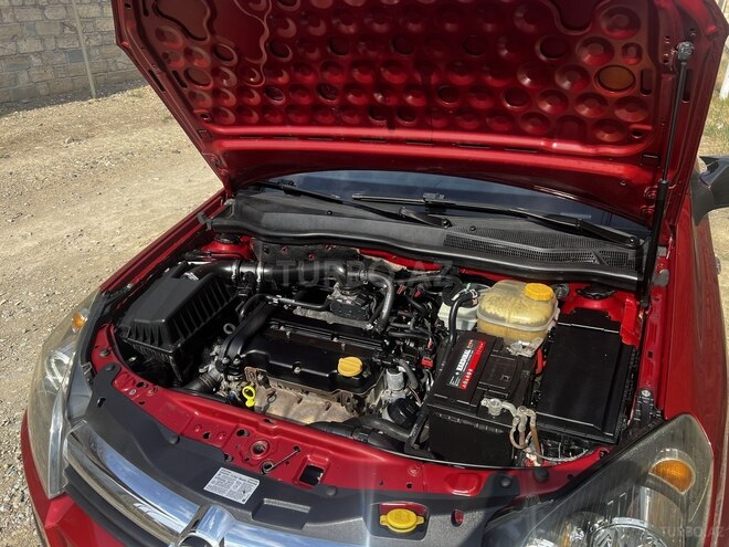 Opel Astra 2005, 243,000 km - 1.4 l - Gəncə