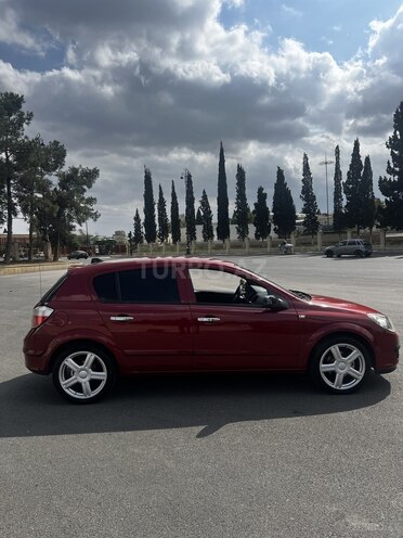 Opel Astra 2005, 243,000 km - 1.4 l - Gəncə