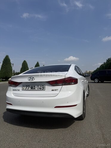 Hyundai Avante 2016, 221,555 km - 1.6 l - Naftalan