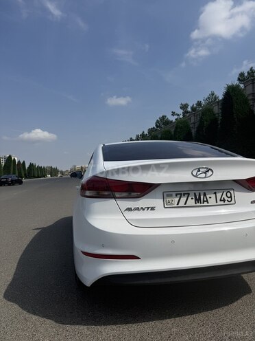 Hyundai Avante 2016, 221,555 km - 1.6 l - Naftalan