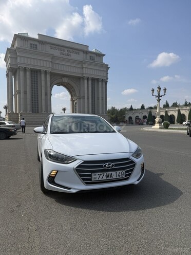Hyundai Avante 2016, 221,555 km - 1.6 l - Naftalan