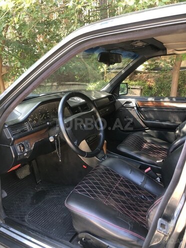 Mercedes 230 E 1990, 490,000 km - 2.3 l - Bakı