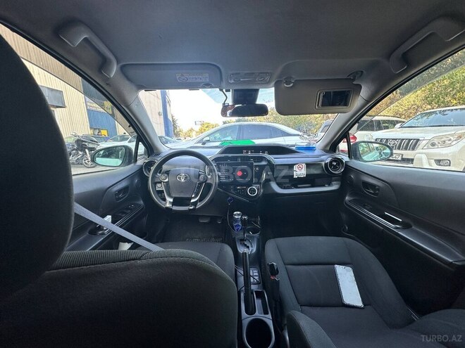 Toyota Aqua 2018, 244,000 km - 1.5 л - Şəki