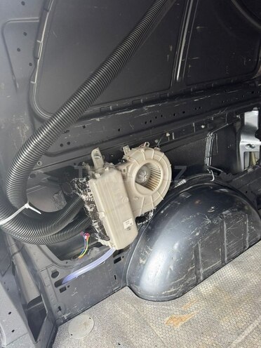 Mercedes  2017, 320,000 km - 2.1 л - Bakı