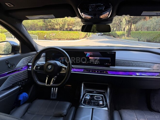 BMW i7 2023, 32,000 km - 0.0 l - Bakı
