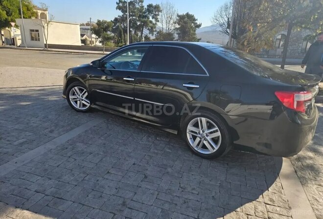 Toyota Camry 2013, 199,999 km - 2.5 l - Bakı