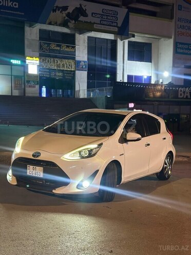 Toyota Aqua 2018, 244,000 km - 1.5 л - Şəki