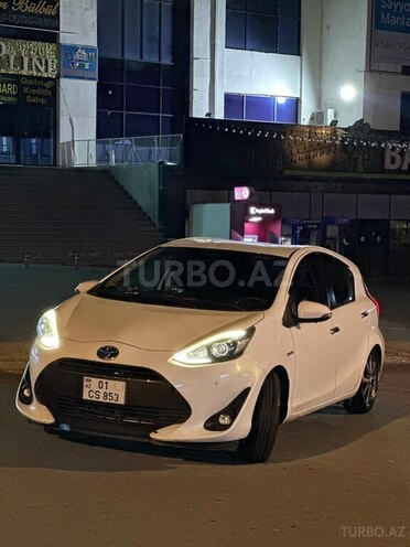 Toyota Aqua 2018, 244,000 km - 1.5 л - Şəki