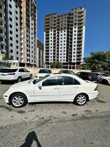 Mercedes C 240 2004, 281,000 km - 2.6 l - Bakı