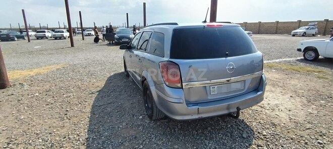 Opel Astra 2006, 421,505 km - 1.3 l - Gəncə