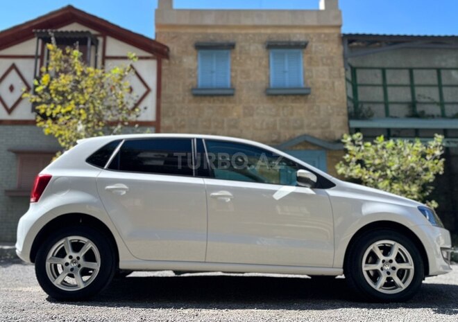 Volkswagen Polo 2011, 145,000 km - 1.4 l - Bakı