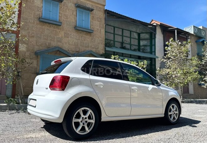 Volkswagen Polo 2011, 145,000 km - 1.4 l - Bakı