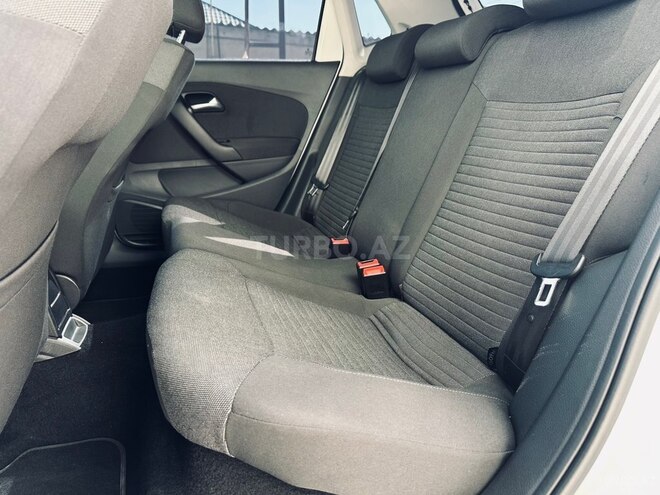 Volkswagen Polo 2011, 145,000 km - 1.4 l - Bakı